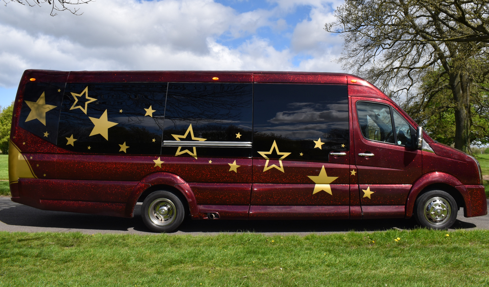 Minibus for Cardiff airport transfers