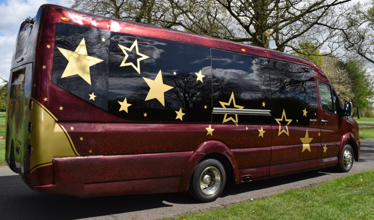 Airport minibus in Gloucester