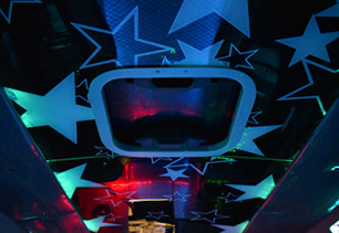 Bead lights and mirror ceiling
